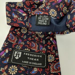 Brilliant Frederick Theak silk tie made in England